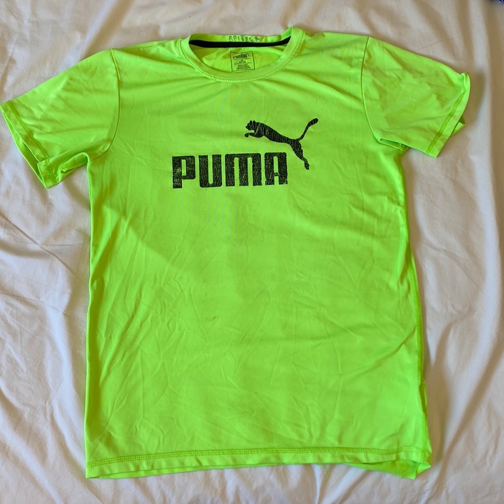 Puma Boys Neon Green T-Shirt Size Large (14-16)